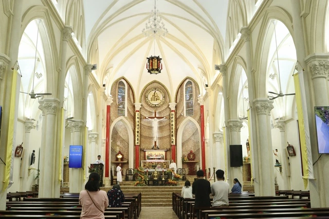 Nhà Thờ Cha Tam tại Chợ Lớn
